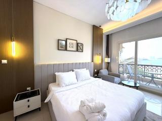 Luxury 1BR with Sea and Wynn Views By Forward Holidays - 0