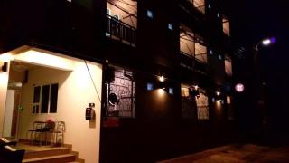 OYO 508 Middlewayhouse - 0