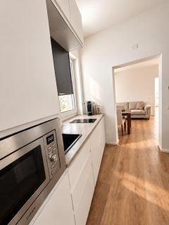 Dolce Lake View - Charming Villa with Private Garage - 2