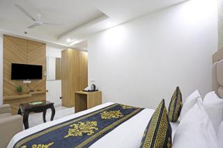The Decent Premuim - Near Aerocity - 5