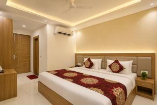 Hotel Decent Palace at Airport - 2
