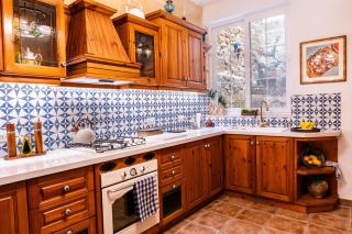 Three Bedroom Townhouse in Bormla Three Cities - 9