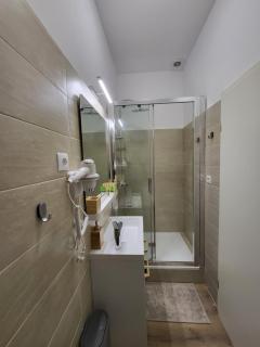Old Town 2Bedroom Apartment - 6