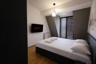 Modern Duplex Loft in Skopje City Center with 3 Bedrooms - 7