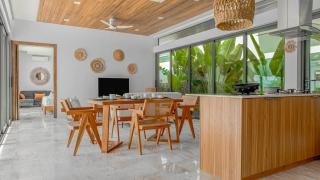 Luxury villa with swimming pool in the heart of the jungle - 9