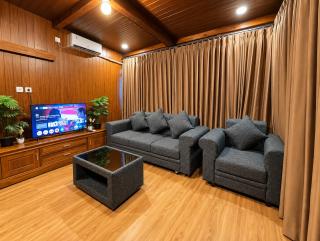 Gubug Kayu Villa with Rice Field View - 6