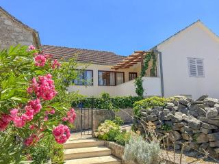 House Lara - Vrboska - 7
