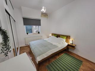 Old Town One Bedroom Studio - 4