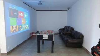 Riverside Stay at Stary Rynek - billiards, foosball and arcade games - 6