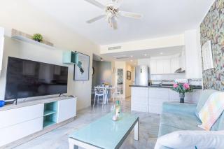 Apartment in beachfront complex in El Duque area, Costa Adeje - 6