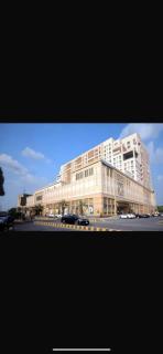 Highline Stays Goldcrest Mall and Residency DHA - 9