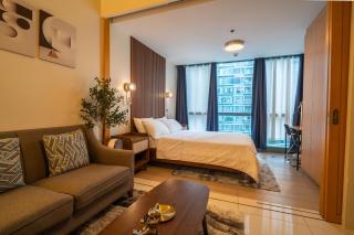 NEW! Cozy & Stylish 350Mbps near Uptown Mall BackHome1 - 0