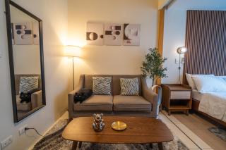 NEW! Cozy & Stylish 350Mbps near Uptown Mall BackHome1 - 7