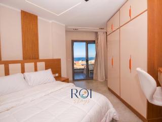 Sea View 1BR Apartment at Storia Del Mare, Arabia - 1