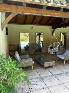 Quiet country getaway, creative haven - 7