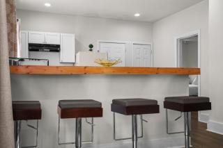 Cozy Detroit Duplex | 3BR Sleeps 6 Near Downtown - 7