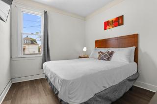Cozy Detroit Duplex | 3BR Sleeps 6 Near Downtown - 6