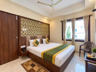 SEA BEACH Hotel Merion Palace P VIEW PALACE PURI - Lift - wifi - Parking - A FAMILY HOTEL - 0