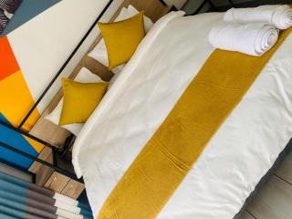 Dulcomb Guesthouse - 0