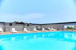 Luxury 1BR| Rooftop Pool · 24/7 Power · City Views - 3