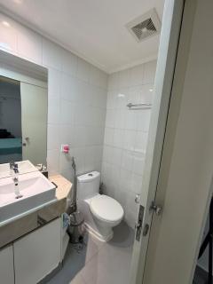 Style and Comfort, Quiet Apartment with Closet - 2