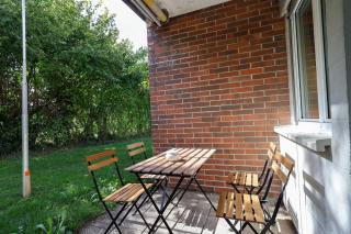 Simple and Comfy 2BR Apartment - 9