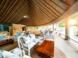 Emayani Beach Lodge - 7