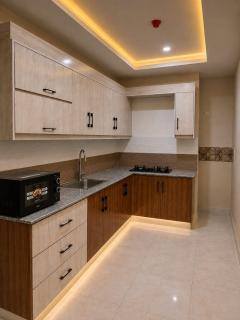 Luxury 2BR Apt Pavilion Suite Bahria Phase 4 Gym Sauna - 2