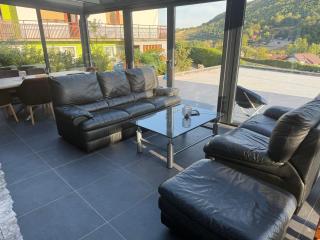 SWISS Apartment - 8