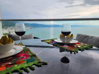 Amazing Sunsets Are Just The Beginning 3 bed 4 bath Luxury 24th Floor Oceanfront Condo - 9