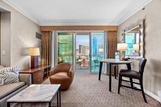 Balcony Suite at MGM Signature Strip Views - 9