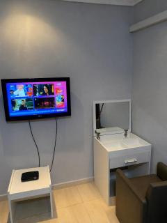 L B Lunar guest house - 6