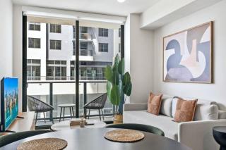 Prime Location Condo Steps from Bayfront Park - Miami - 0