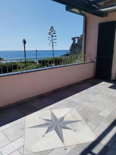 Wind Rose House - By the BEACH with AC Parking - 7