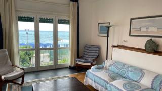Wind Rose House - By the BEACH with AC Parking - 1
