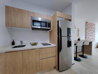 Playa Retreat with Pool, near 5th Avenue & beach - 7