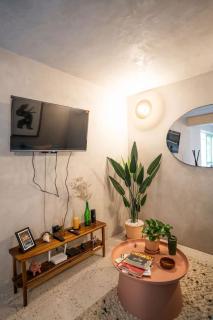 Charming Cozy Apartment in the Heart of Coyoacán - 2