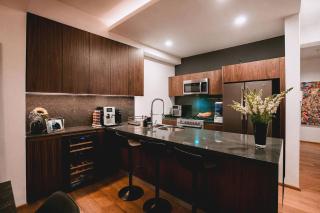 Gorgeous Stay in Roma Norte with Pool & Gym - 1
