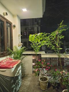 Spacious 3BHK in Hauz Khas Walk to Village &Cafes - 5