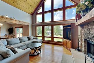 Moonrise Retreat - 2