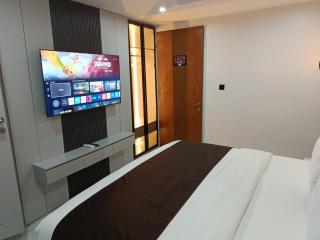 0704 Apartments Amethyst Suite - 2