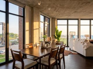Lakefront Parking Balcony - 9