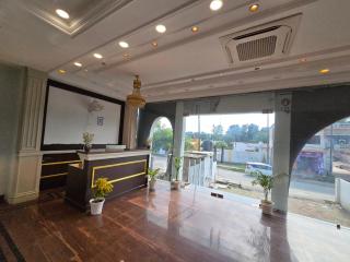 Ayansh palace near shree ram mandir ayodhya By Parht - 1