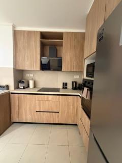 CASAvocado Newly Renovated 2BR Walk to Beach - 8