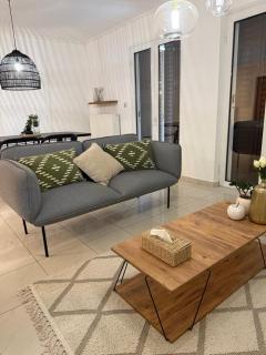 CASAvocado Newly Renovated 2BR Walk to Beach - 6