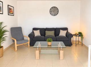 Sunny Apartment - 4