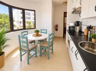 Sunny Apartment - 3