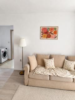 Minimalist urban stay - 2