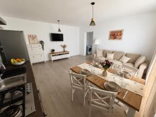 Minimalist urban stay - 1