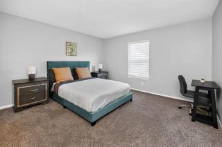 Charming & Comfortable Furnished Stay - 3